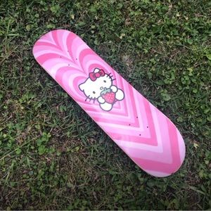 Skateboard HELLO KITTY Deck 8.25